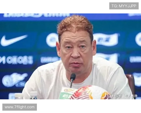 斯卢茨基称米特里策为中超最佳外援强调一分差距无关紧要