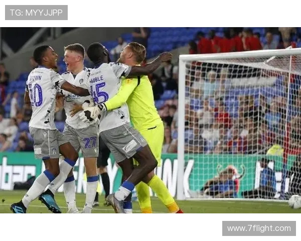 热刺5000万欧求购欧联杯决赛帽子戏法英雄欲引进真蓝黑锋霸